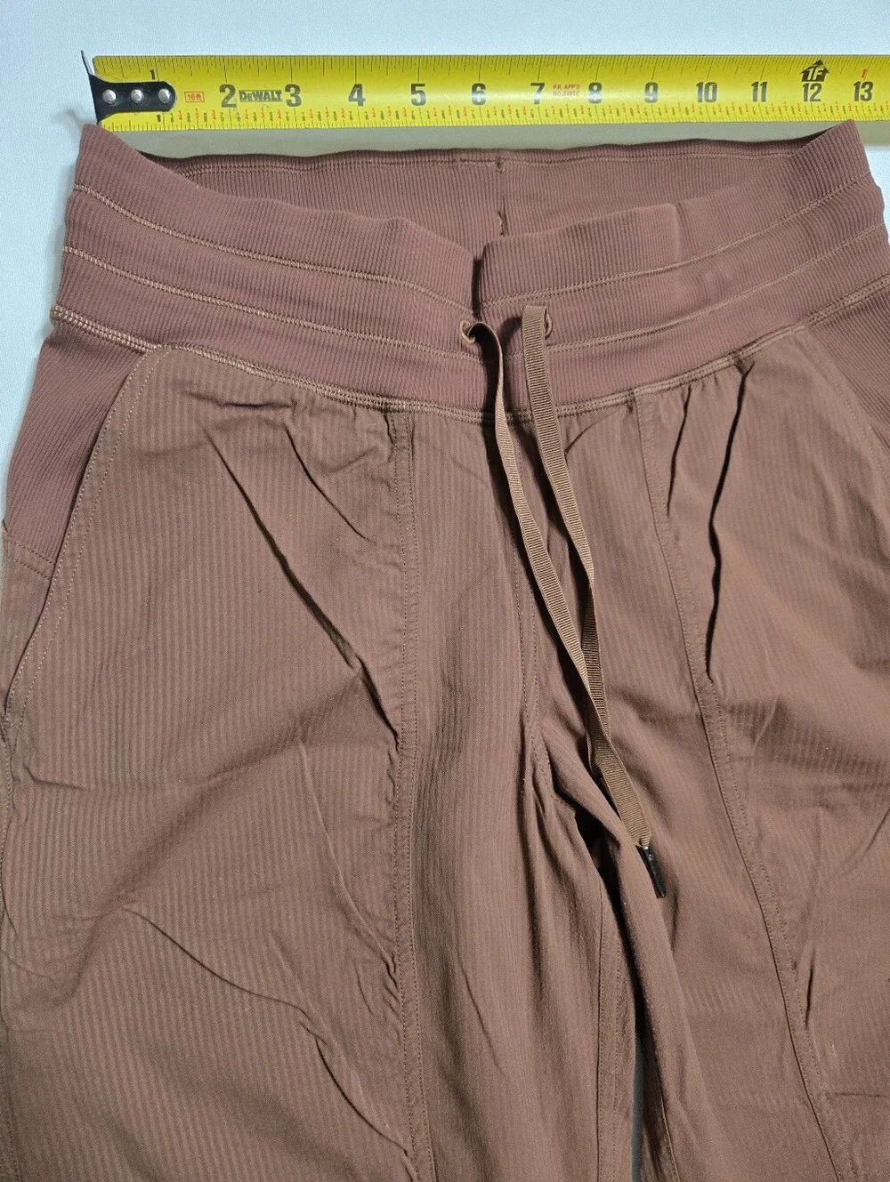 Lululemon Women's Dance Studio Mid-Rise Jogger Roasted Brown Swift sz 6